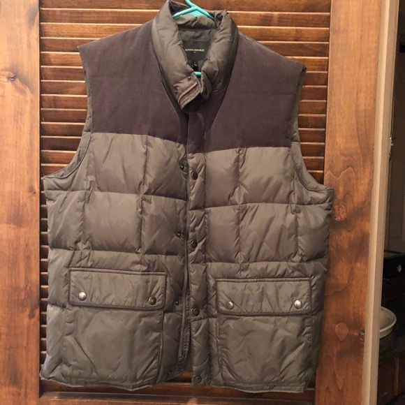 Banana Republic Winter Vest - Picture 1 of 2